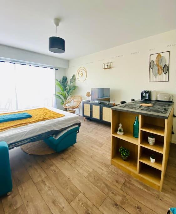 Studio Entre Mer Et Dunes Avec Balcon Vue Laterale Mer 50M Plage Pour 3 Pers Wifi Menage Compris Fort-Mahon-Plage Esterno foto