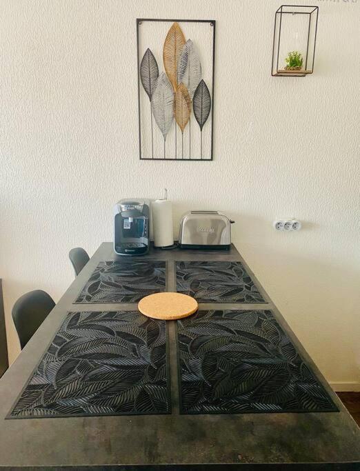 Studio Entre Mer Et Dunes Avec Balcon Vue Laterale Mer 50M Plage Pour 3 Pers Wifi Menage Compris Fort-Mahon-Plage Esterno foto